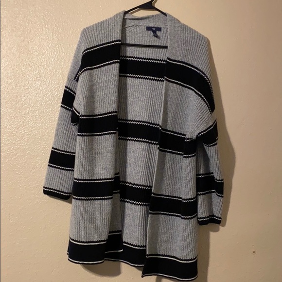 NWOT Gap 3/4 Sleeve Woven Cardigan